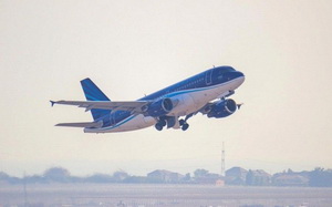azal677