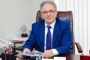 Eflatun77